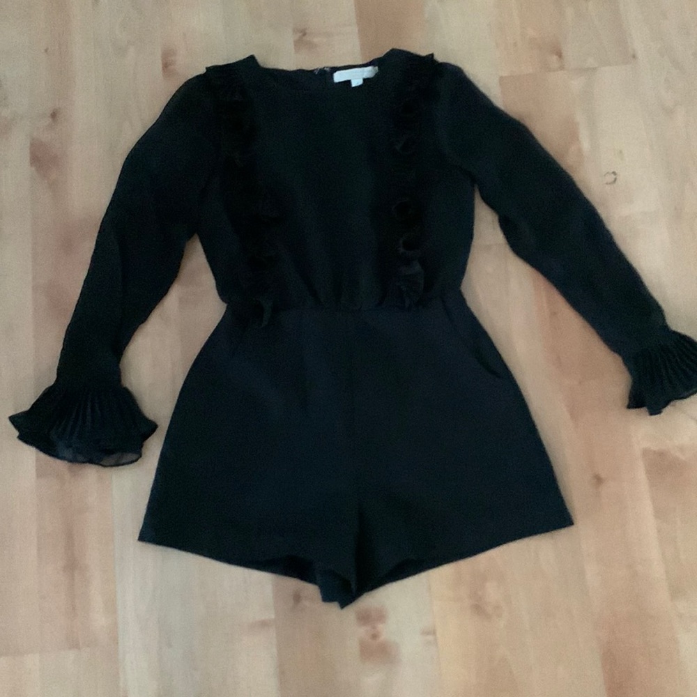 Lauren Conrad Runway womens Size 4 Black Romper
